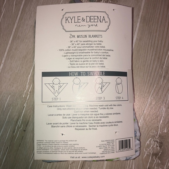 New Kyle & Deena Muslin 2 pack blankets dino - Picture 3 of 3